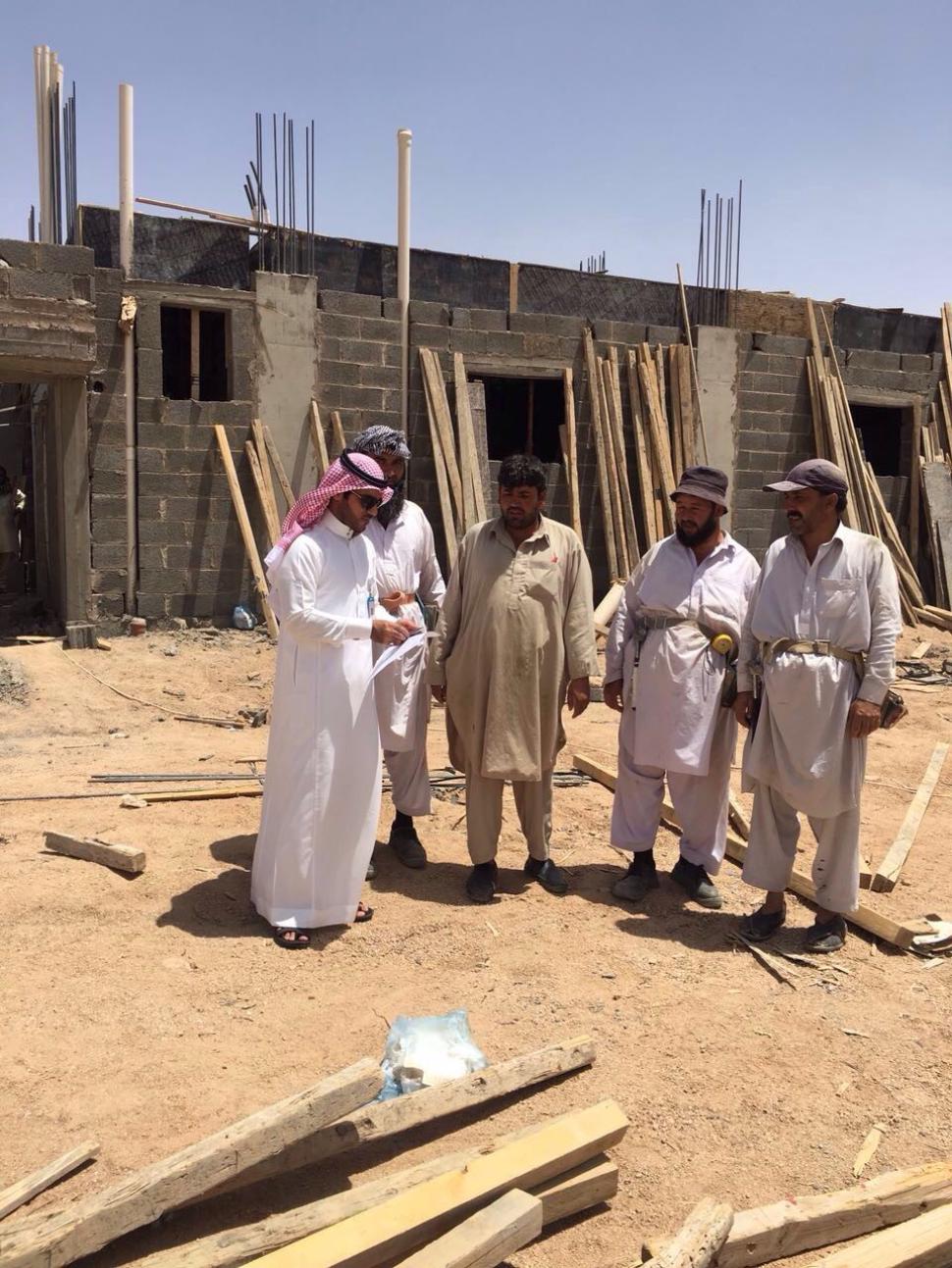 "العمل والتنمية الاجتماعية": ضبط 227 مخالفة لقرار منع العمل تحت أشعة الشمس خلال 32 يومًا "العمل والتنمية الاجتماعية": ضبط 227 مخالفة لقرار منع العمل تحت أشعة الشمس خلال 32 يومًا