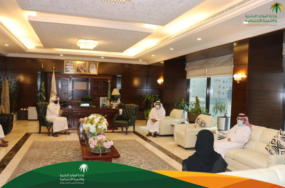 جولة تفقدية لمتابعة سير عمل فروع وزارة الموارد البشرية والتنمية الاجتماعية بمنطقة مكة المكرمة خلال فترة الحج جولة تفقدية لمتابعة سير عمل فروع وزارة الموارد البشرية والتنمية الاجتماعية بمنطقة مكة المكرمة خلال فترة الحج