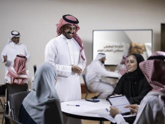 تطوير كفاءات موظفي القطاع العام