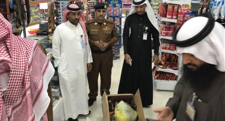 خلال أسبوع.. 1243 جولة تفتيشية لـ "العمل والتنمية الاجتماعية" تضبط 1021 مخالفة لنظام الإقامة والعمل في 5 مناطق ضمن حملة ‫"وطن بلا مخالف"