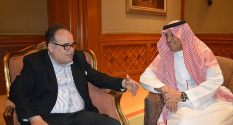وزير العمل والتنمية الاجتماعية يلتقي وزير الشؤون الاجتماعية التونسية على هامش أعمال (مؤتمر العمل العربي) بالقاهرة