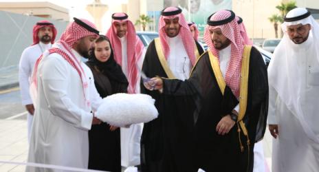 معالي مساعد الوزير  يزور فرع الوزارة بمنطقة جازان