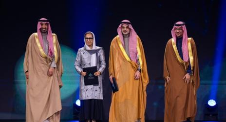 وزير الموارد البشرية والتنمية الاجتماعية يطلق أكاديمية سوق العمل لتعزيز مستقبل أسواق العمل العالمية
