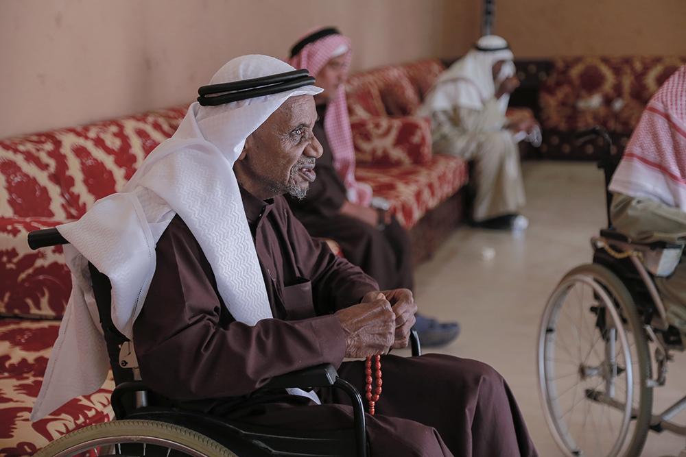 مسن بدار الرعاية الاجتماعية بالرياض عادت له حاسة الإبصار بعد أن فقدها لمدة ٩ سنوات