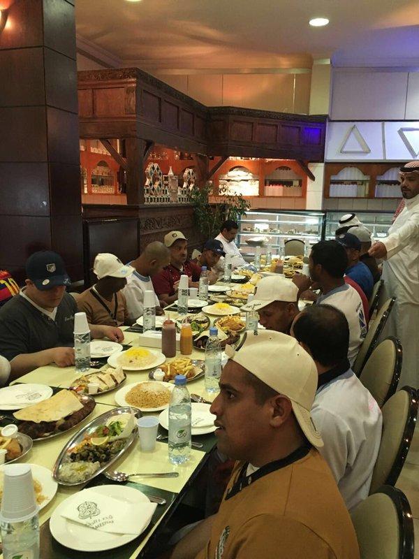 مطعم قصر المضياف يستضيف نزلاء التأهيل الشامل بـ #أبها