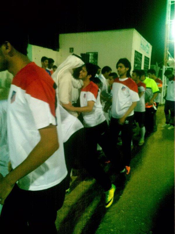 مشاركة نزلاء مركز التأهيل الشامل بعرعر في حفل اختتام بطولة رعد الشمال في ملاعب الرمز بعرعر.