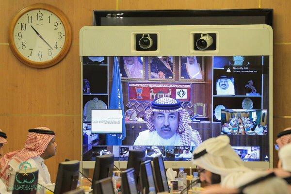 د.ماجد القصبي يدشن الاتصال المرئي بكافة فروع المناطق لرفع مستوى تحسين الخدمات و متابعة المشاريع