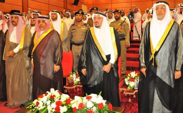 سمو أمير منطقة #القصيم وبحضور وكيل وزارة الشؤون الاجتماعية للضمان الاجتماعي يفتتحان  #الملتقى_الخليجي_للإعاقة_بعنيزة
